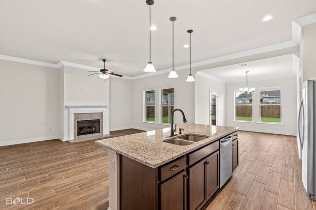Building Photo - Check Out this 3 bed 2 bath in Shreveport