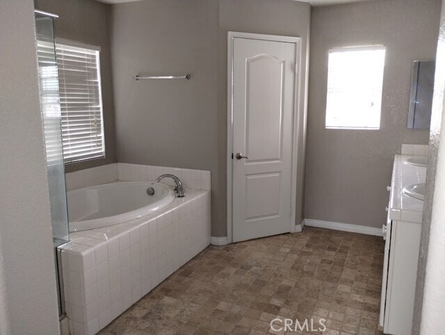 Building Photo - 6313 Shorthorn Dr
