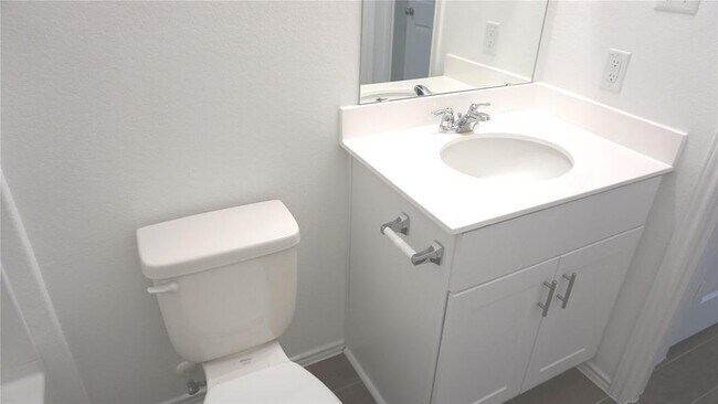 Building Photo - 313 Redonda Dr