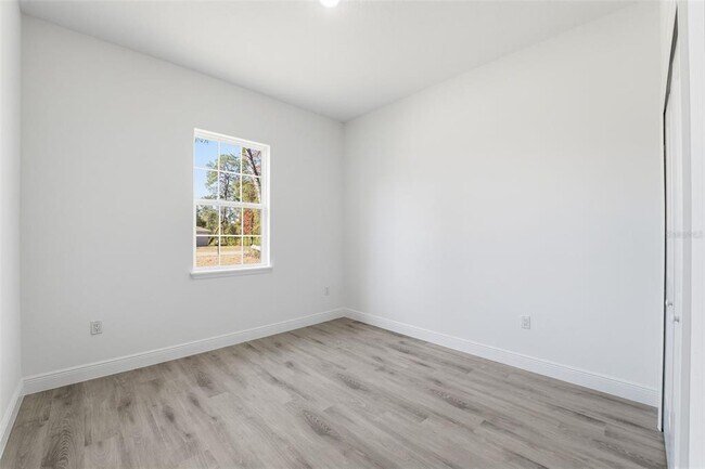 Building Photo - 4473 SW 168th Ln