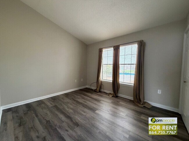 Building Photo - 3 Pointer Ln