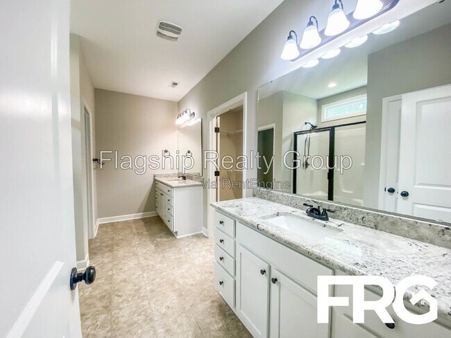 Building Photo - 101 Muirfield Pl