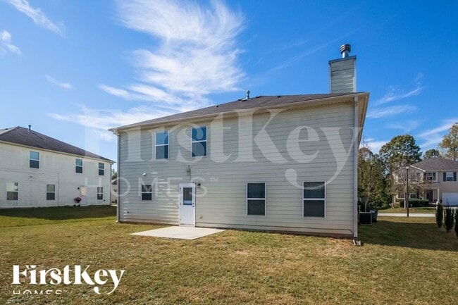 Building Photo - 3166 Redwood Run