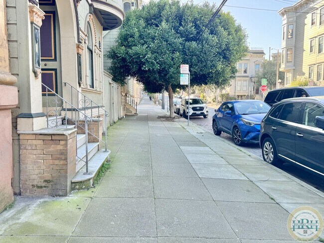 Building Photo - Huge Spacious 1BR|1BA loft in Lower Haight