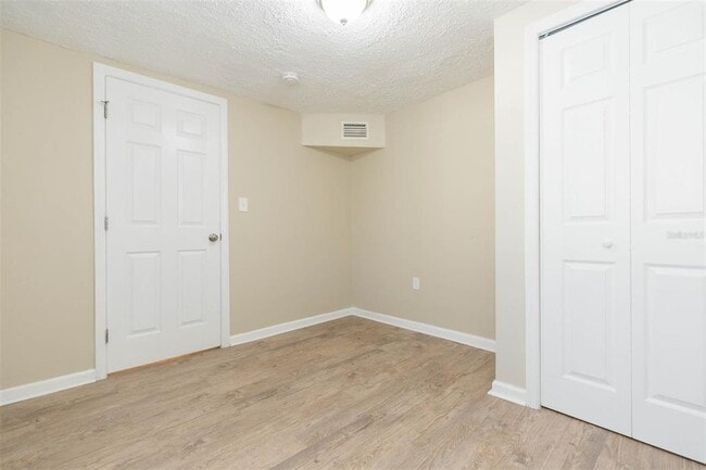 Building Photo - 4506 Grand Central Ave