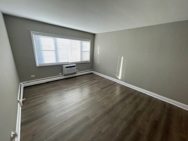 Building Photo - 3 N Dryden Pl