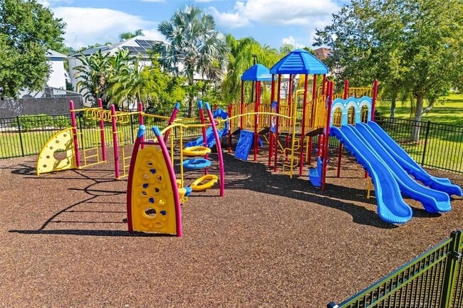 Building Photo - 420 Blake Ave