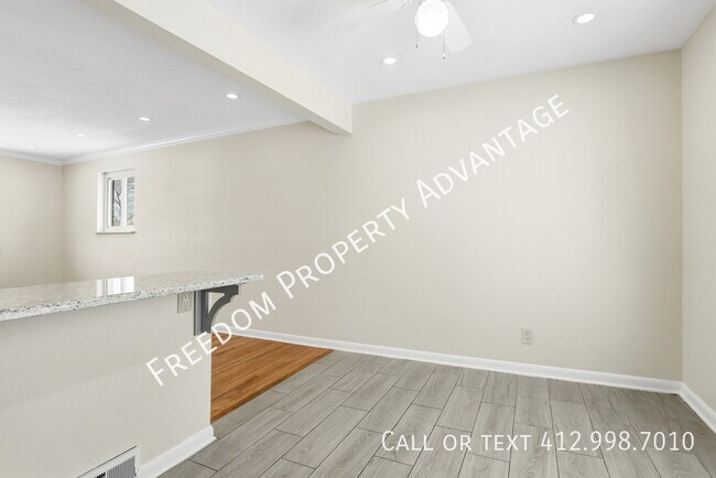 Building Photo - 25 Ridge Dr