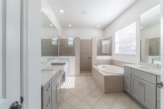 Building Photo - 3715 Safflower Terrace