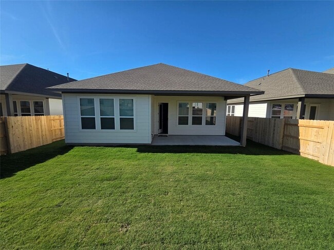 Building Photo - 332 Marisol Bnd