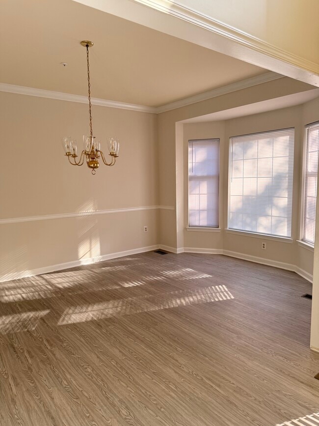 Building Photo - 10010 Westerly Ln