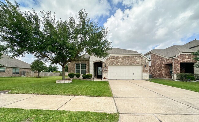 Building Photo - 25322 Alverstone Drive