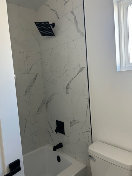 Building Photo - 13344 Hubbard St