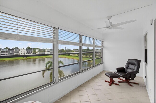 Building Photo - 4003 Wolverton E