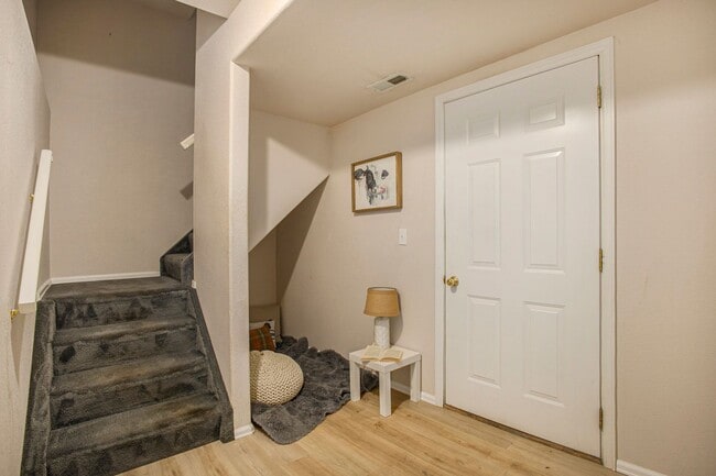 Building Photo - 3272 Capstan Way