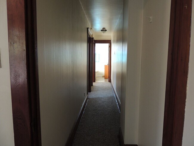 Building Photo - 3 Bedroom Townhouse in Pleasant Gap