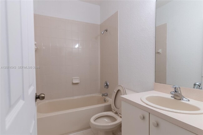 Building Photo - 1410 S Santa Catalina Cir