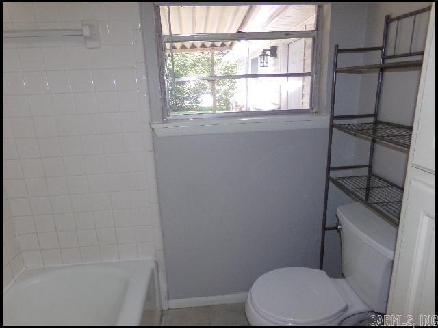Building Photo - 5813 La Mirado Dr