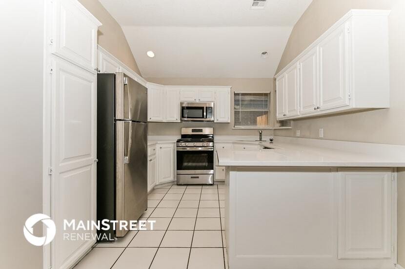 Building Photo - 11613 Wallace Ave