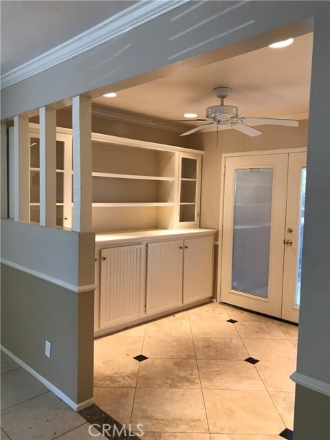 Building Photo - 356 E 20th St