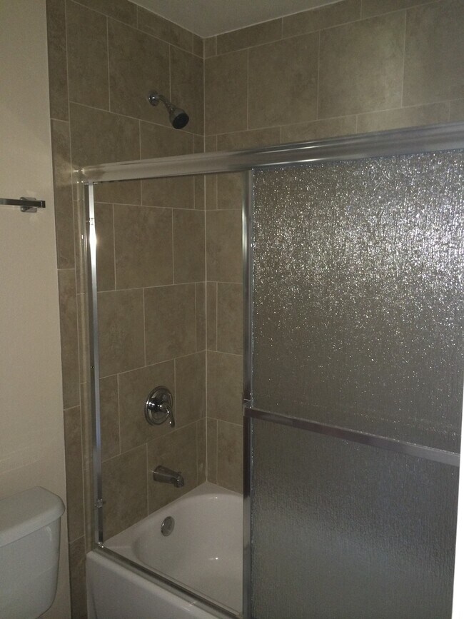 Building Photo - ranchview490