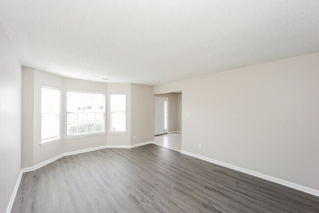 Building Photo - 3474 Clifton Farm Dr