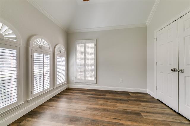 Building Photo - 2611 Lakeforest Ct