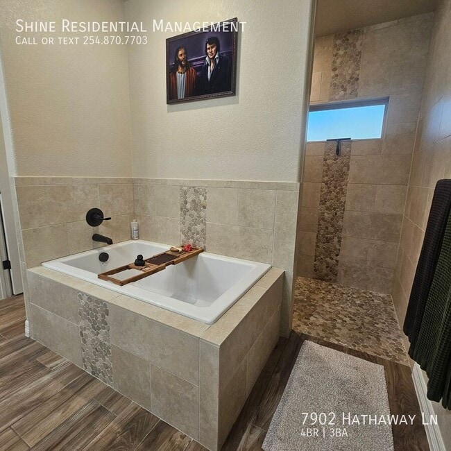 Building Photo - 7902 Hathaway Ln