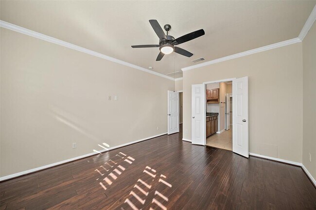Building Photo - 2146 Waterford Park St
