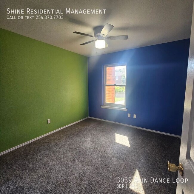 Building Photo - 3039 Rain Dance Loop