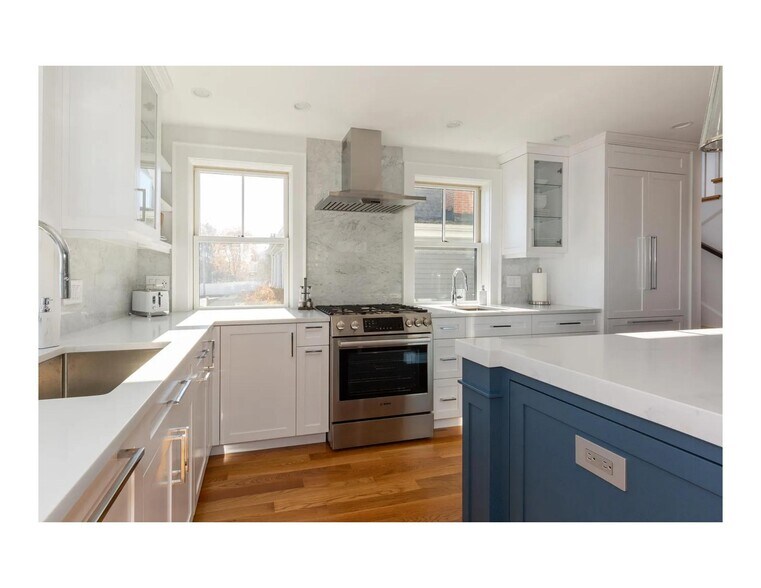 Building Photo - 153 Bayside Rd