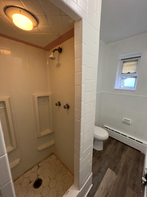 Building Photo - 806 Ferry St