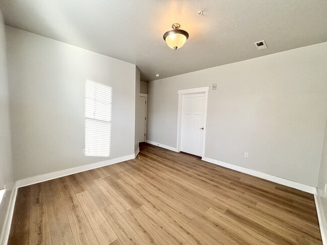 Building Photo - 13084 S Tortola Dr