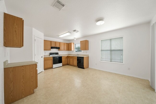 Building Photo - 7 Kenrock Ridge