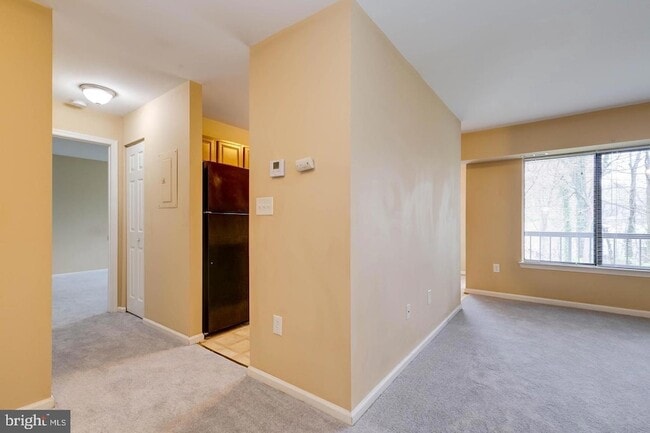 Building Photo - 8393 Buttress Ln