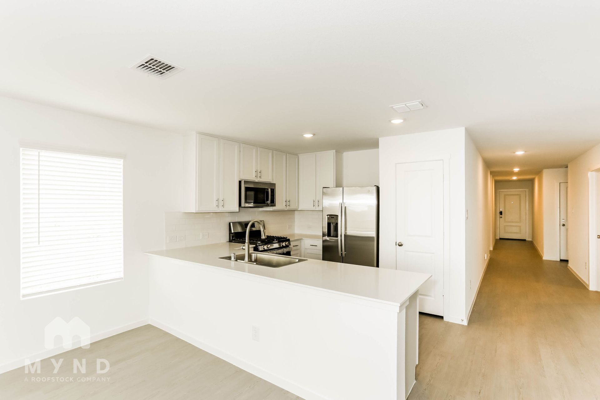 Building Photo - 2733 Mistwood Dr