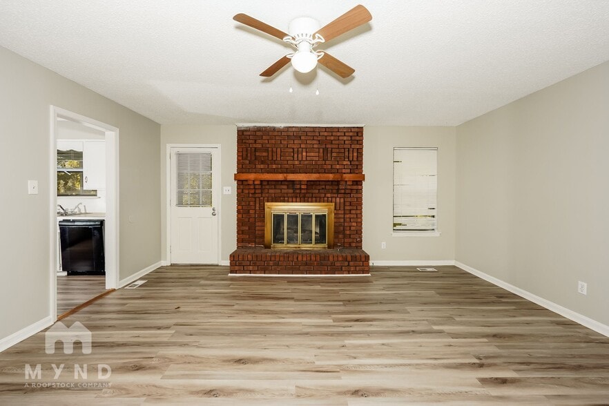 Building Photo - 1109 4th Way