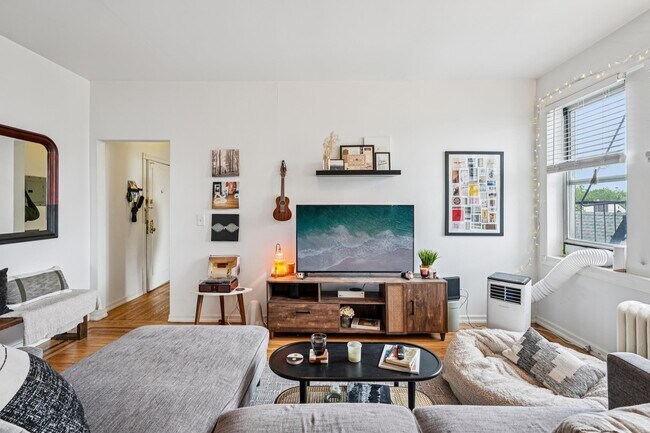 Building Photo - 851 JFK Blvd E