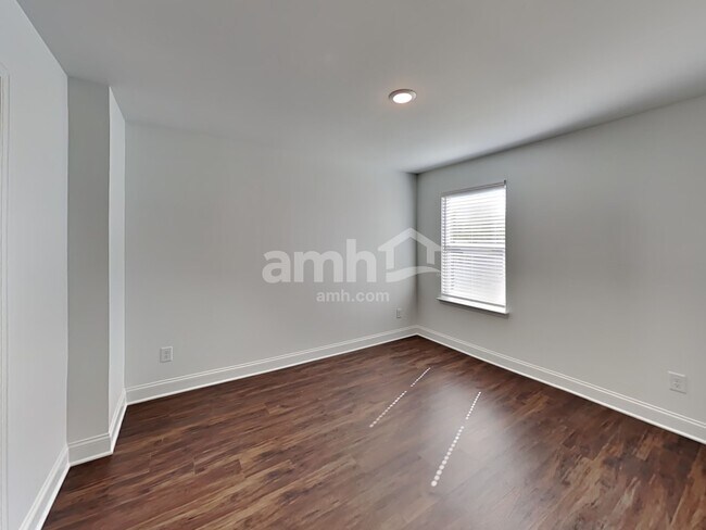 Building Photo - 5263 Blue Mountain Dr