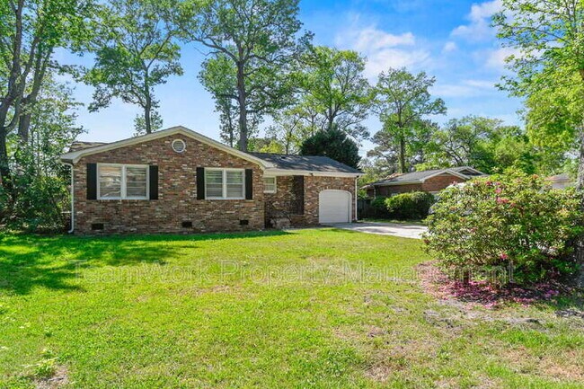 Building Photo - 1641 Falmouth St