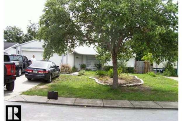 Building Photo - 5010 Larch Ln