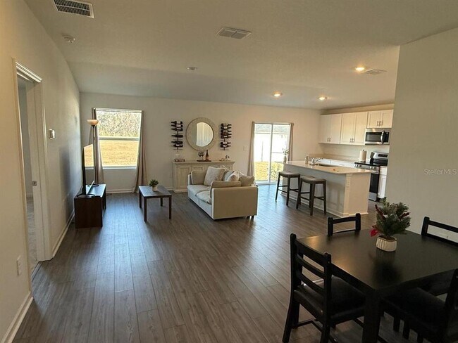 Building Photo - 4813 NW 11th St