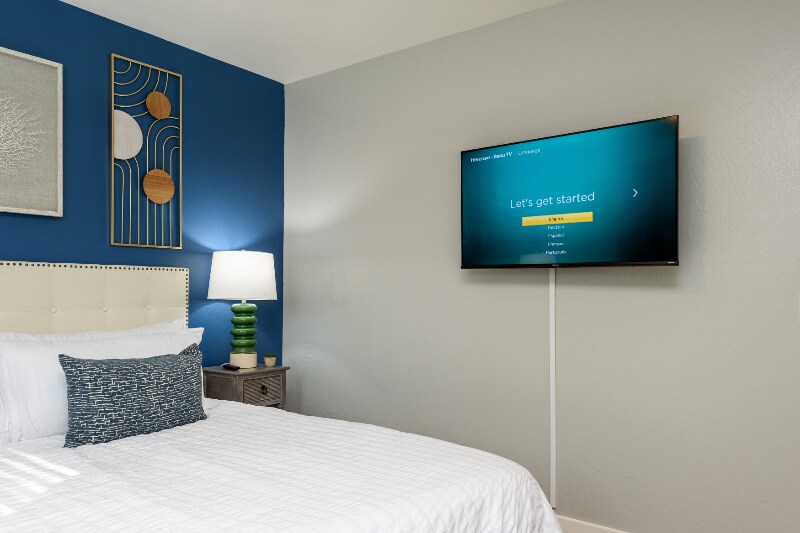 Building Photo - 1176 King St