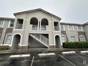 Building Photo - 1661 SE 29th Ct