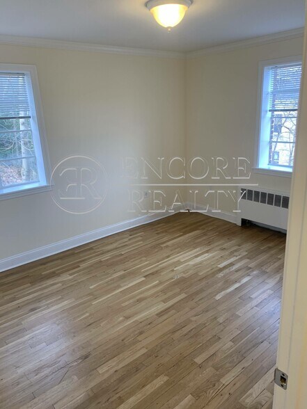 Building Photo - 153 Saint Paul St