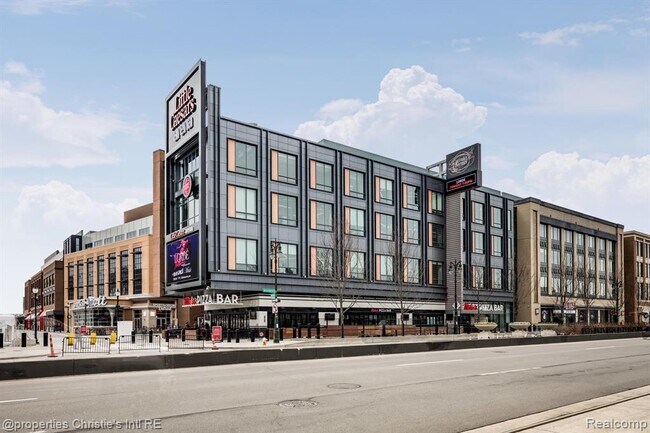 Building Photo - 66 Winder St