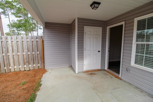 Building Photo - 509 Deerchase Ct