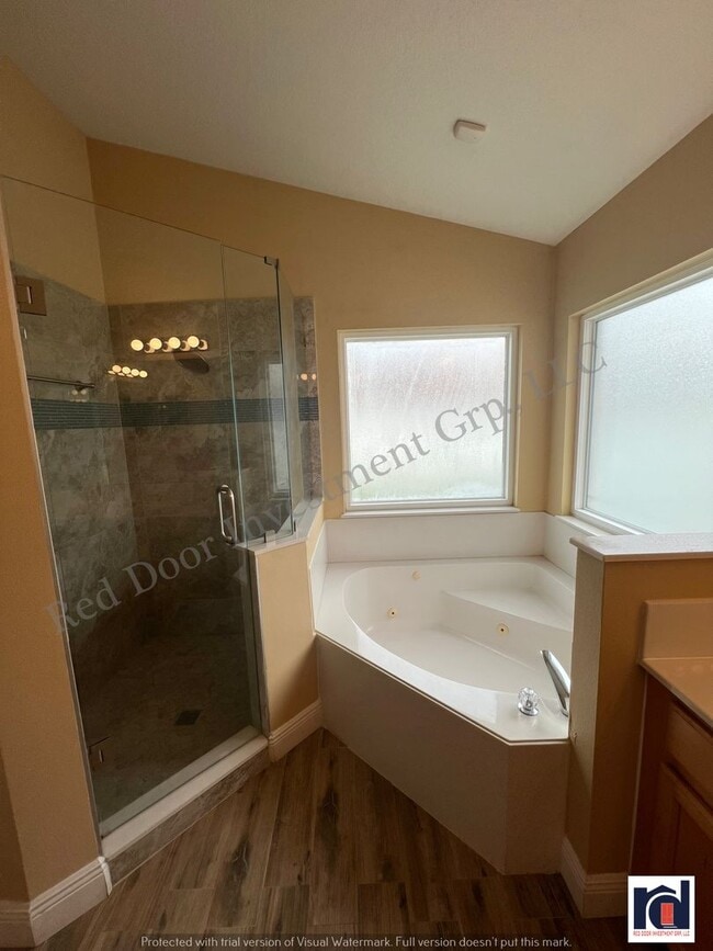 Building Photo - Beautiful 4 bedroom 2 Bath Single Family Home ~Oviedo~