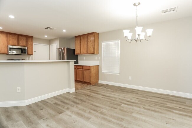 Building Photo - 5820 Gemstone Peak St
