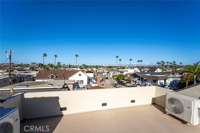 Building Photo - 119 Opal Ave